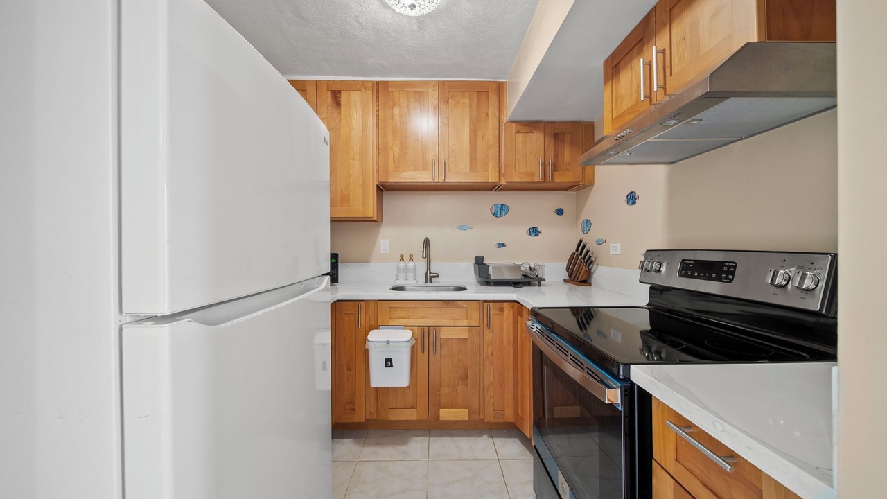 Photo of Kitchen in Waikiki