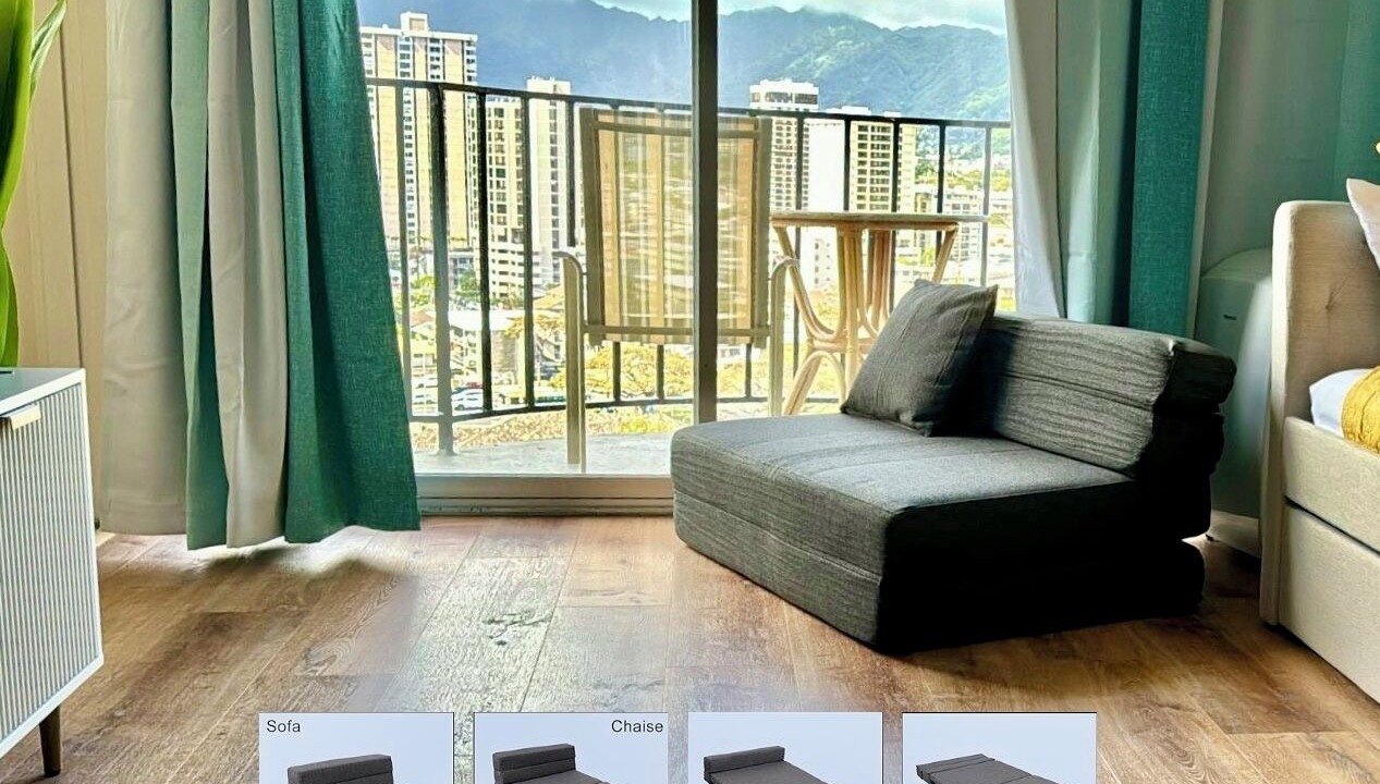 Photo of Livingroom in Waikiki
