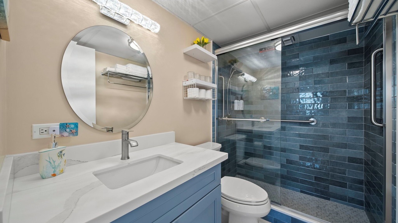 Photo of Bathroom in Waikiki