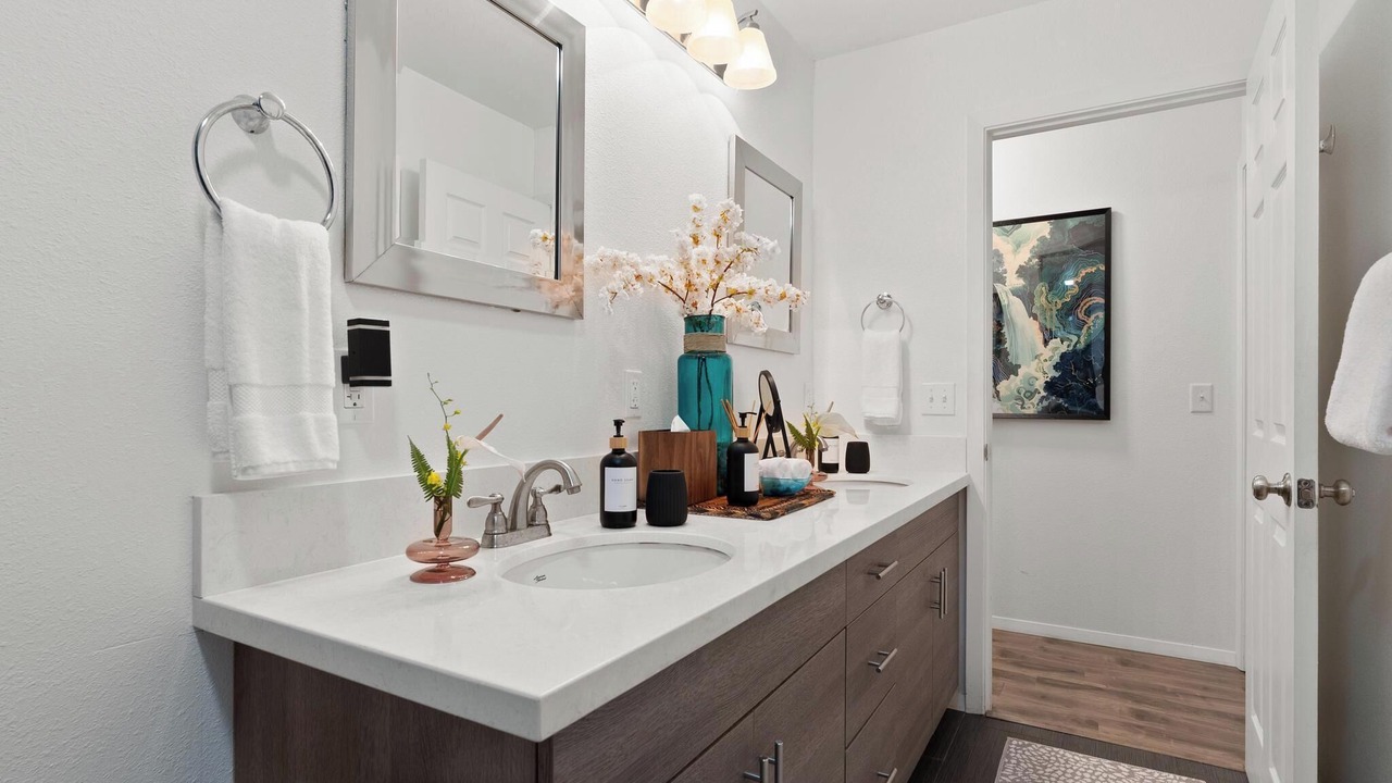 Photo of Bathroom in Volcano