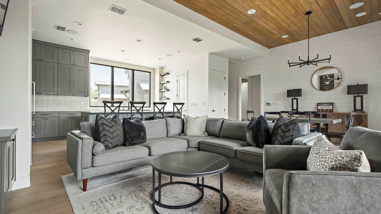 Photo of Bedroom in Spicewood