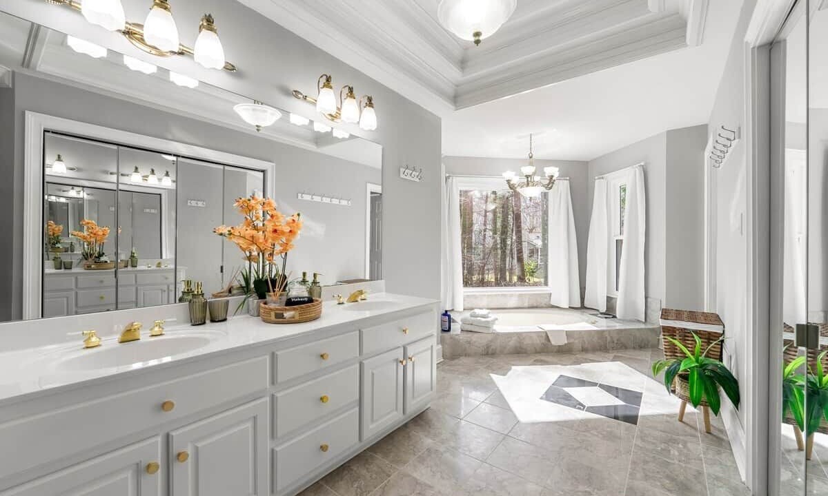 Photo of Bathroom in Lawrenceville