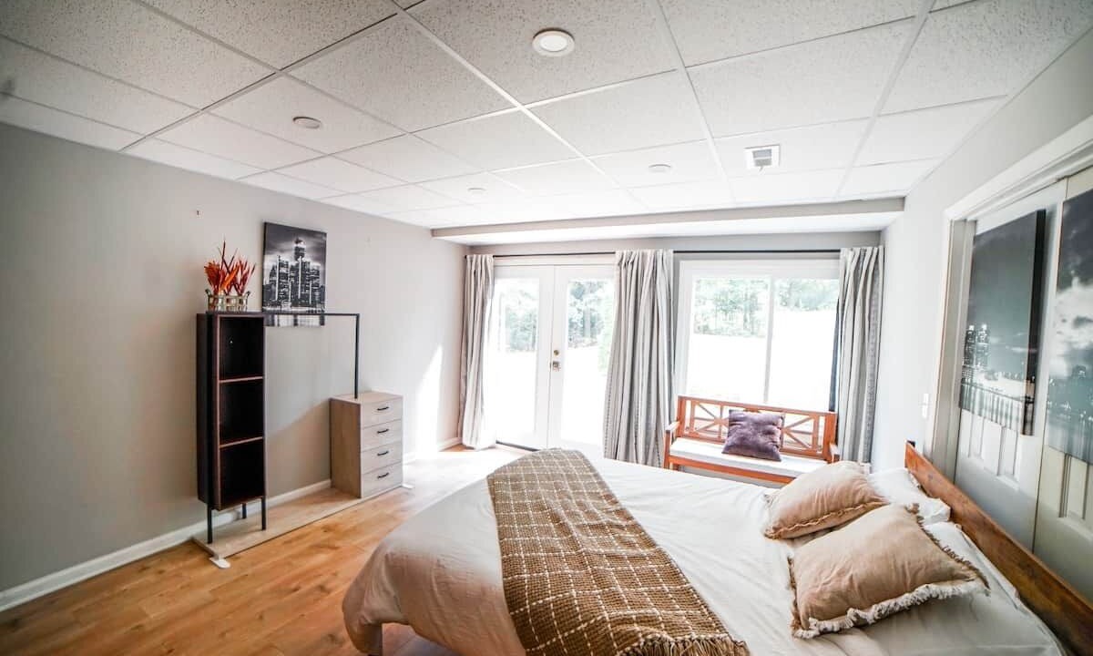 Photo of Bedroom in Lawrenceville
