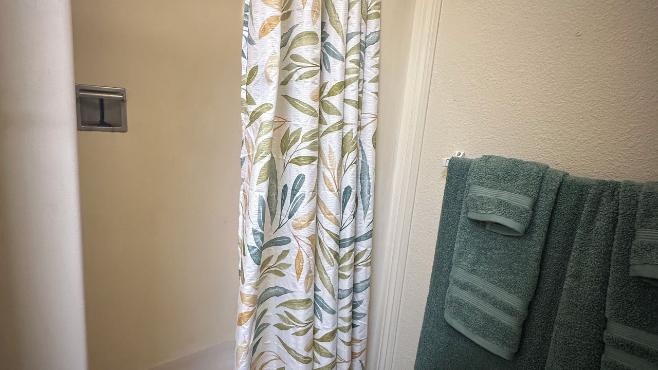 Photo of Bathroom in Historic Kailua Village
