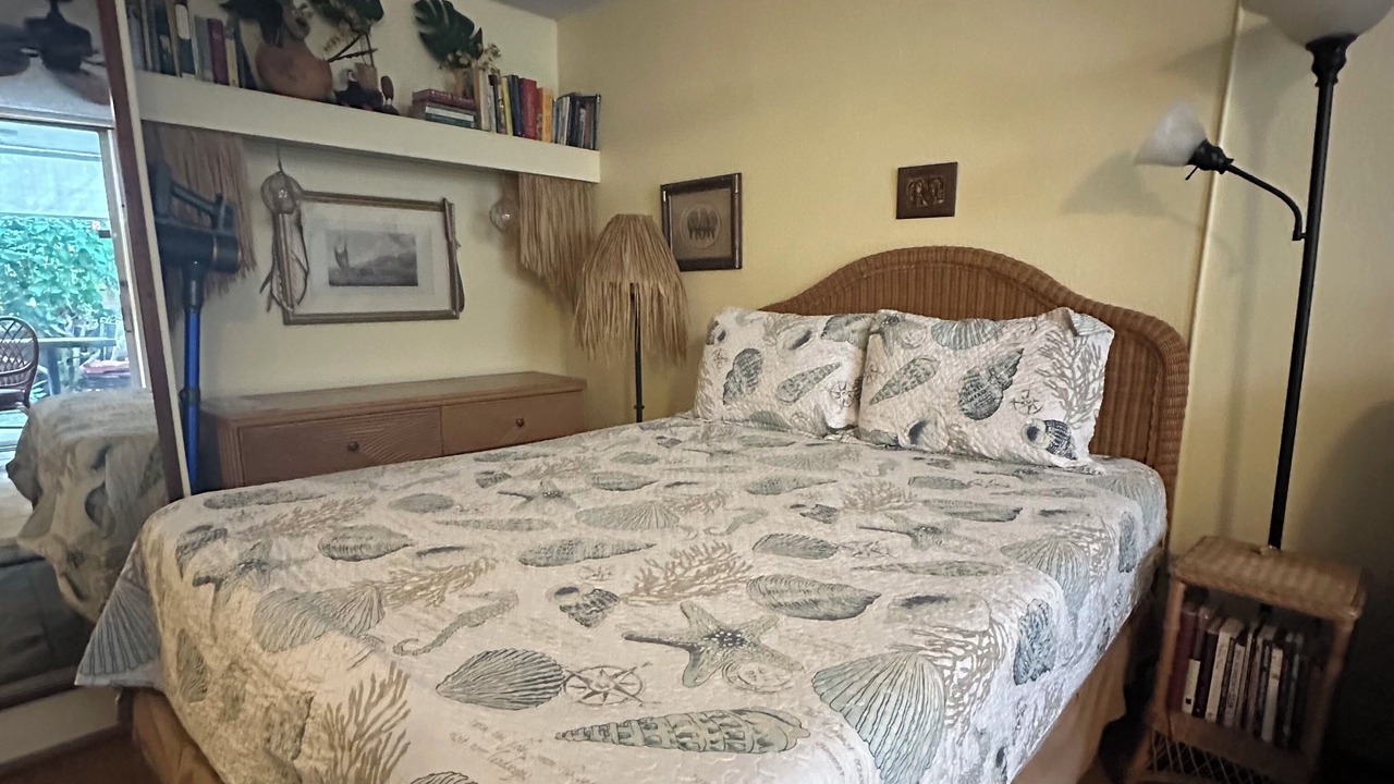 Photo of Bedroom in Historic Kailua Village