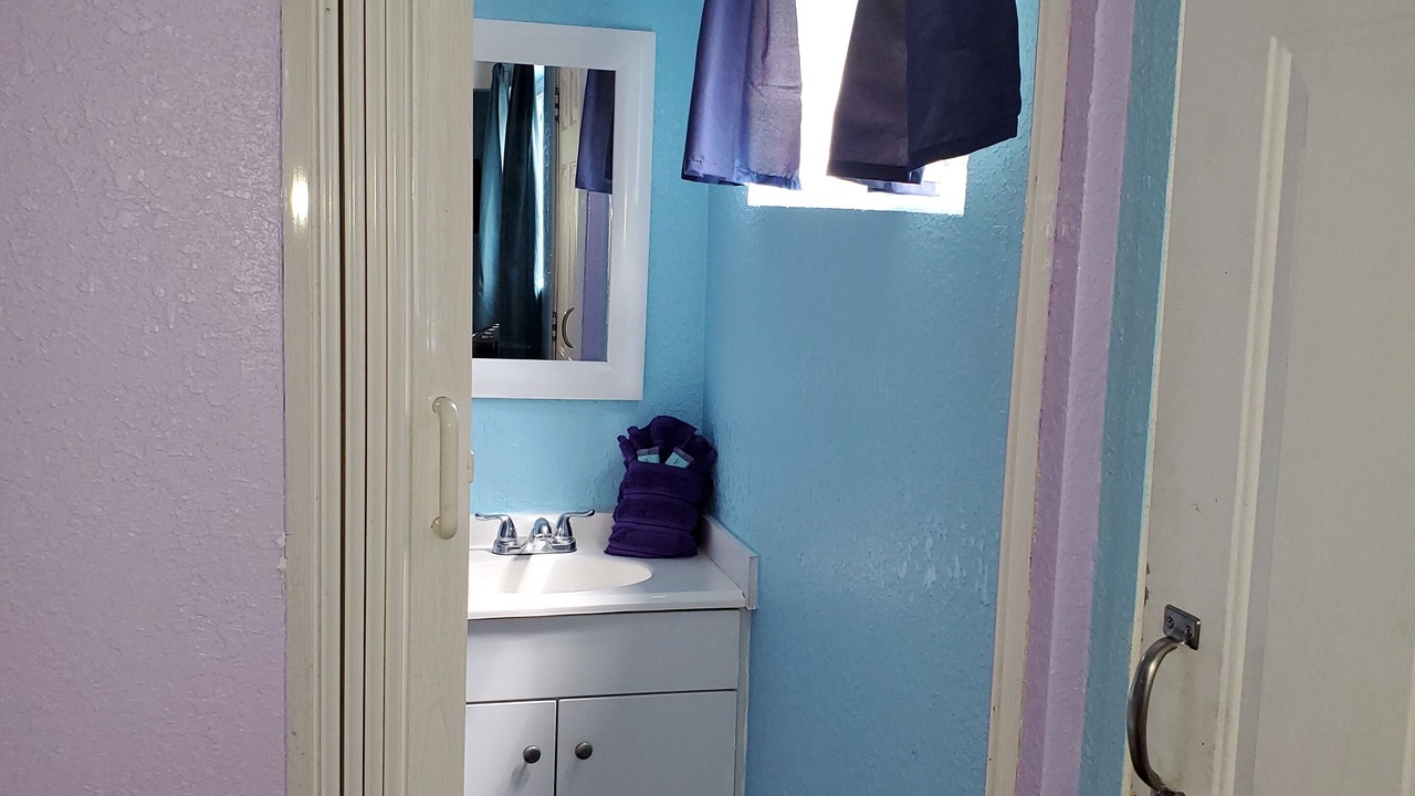 Photo of Bathroom in Wailuku