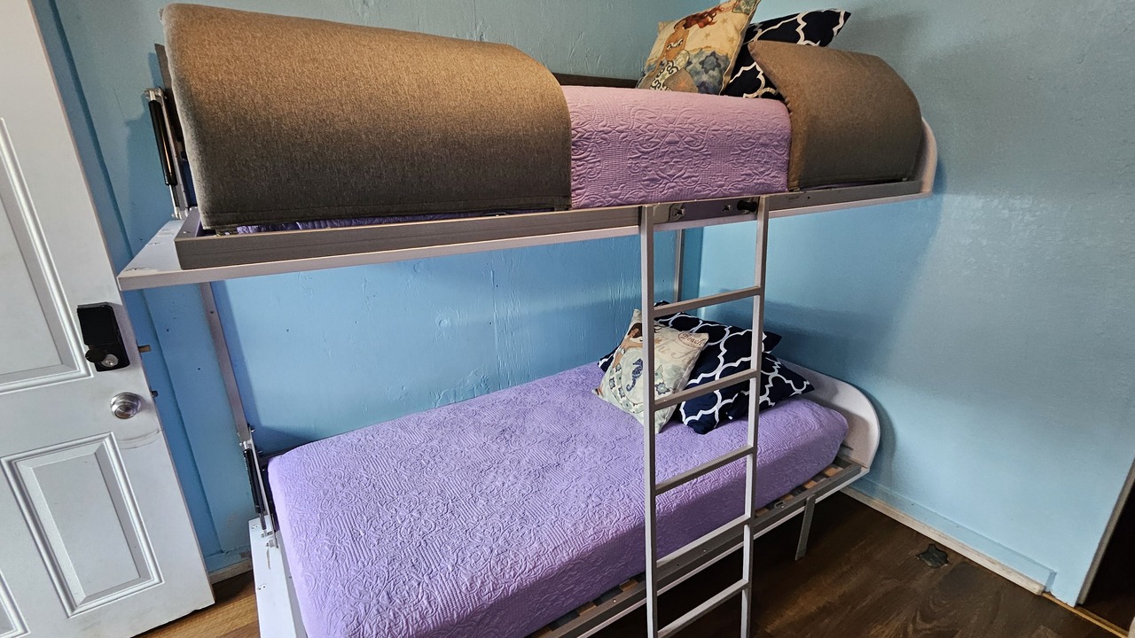 Photo of Bedroom in Wailuku