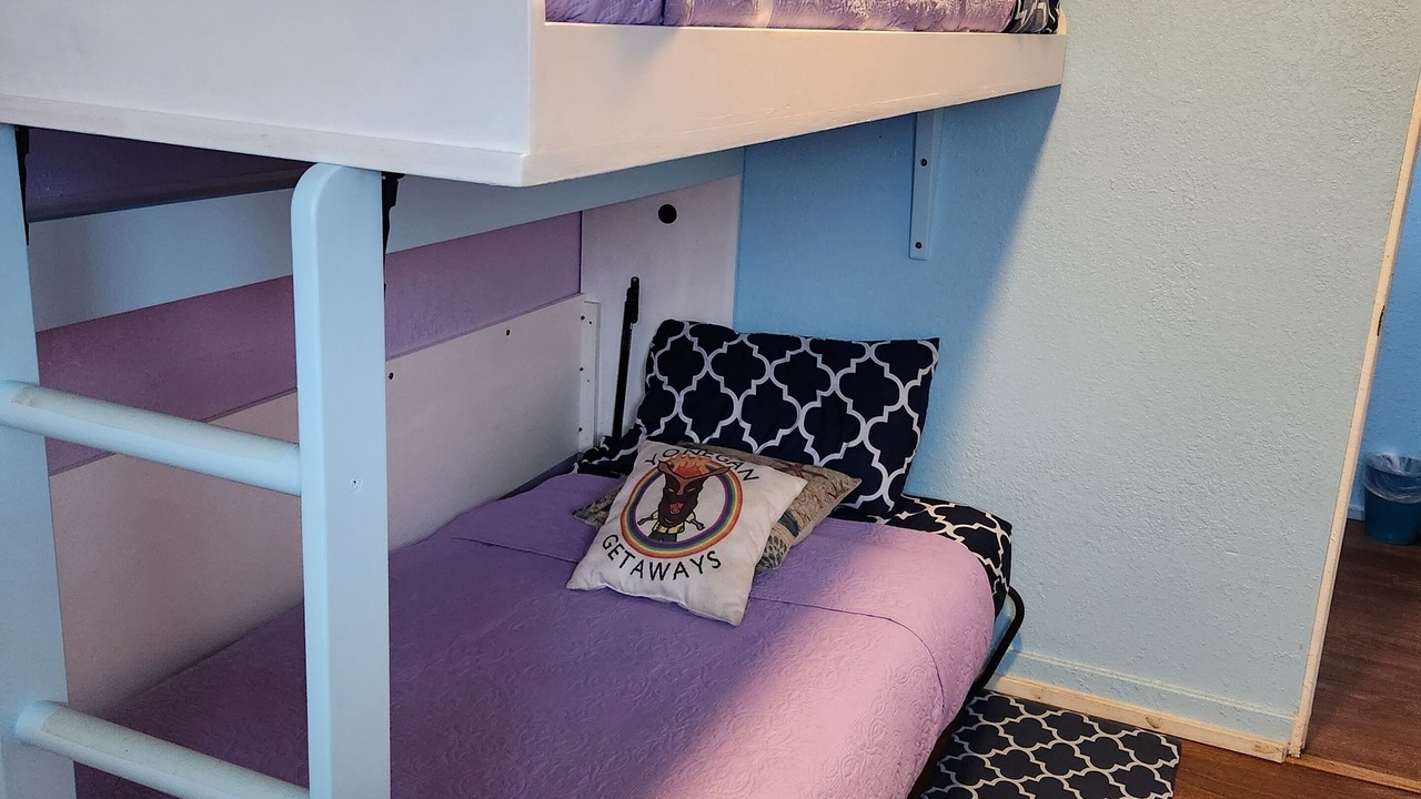 Photo of Bedroom in Wailuku