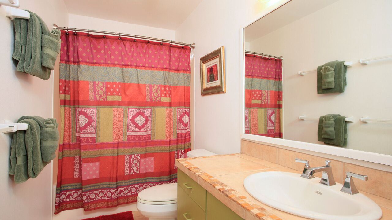 Photo of Bathroom in Pauwela