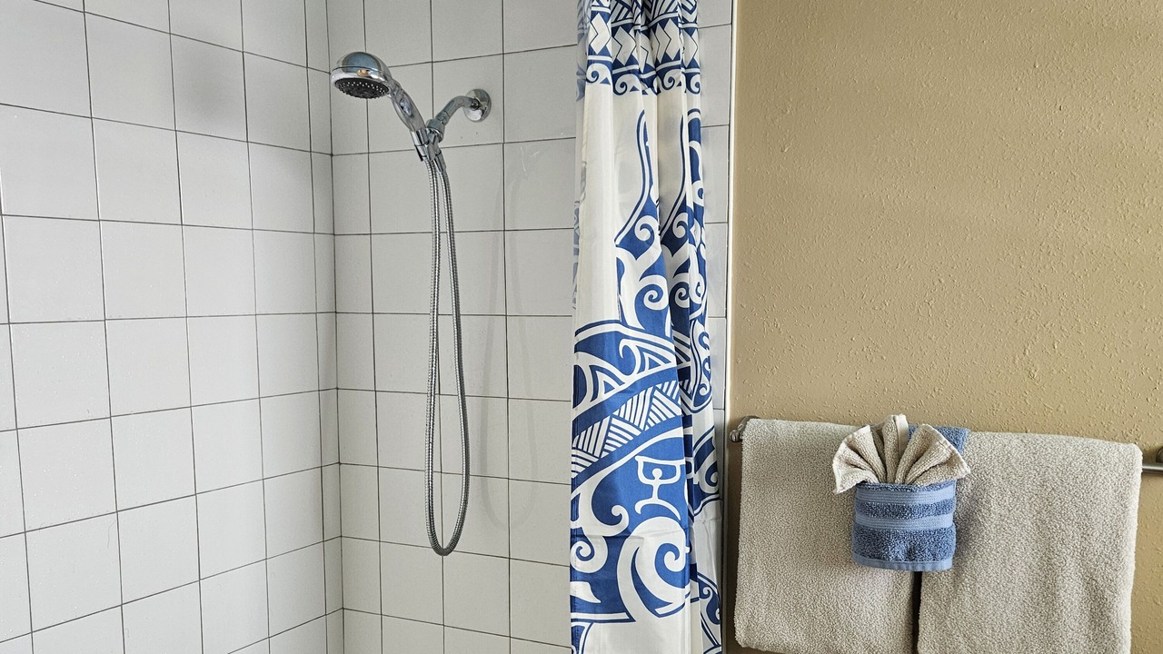Photo of Bathroom in Keaukaha