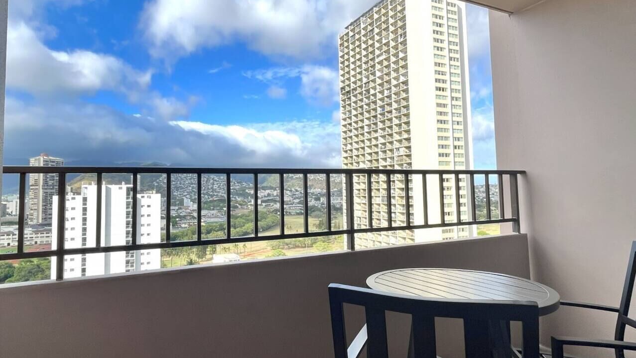 Photo of Others in McCully - Moiliili