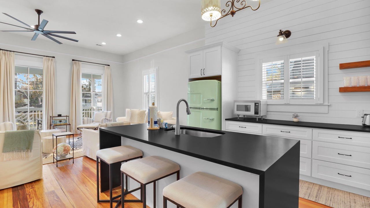 Photo of Kitchen in Thunderbolt