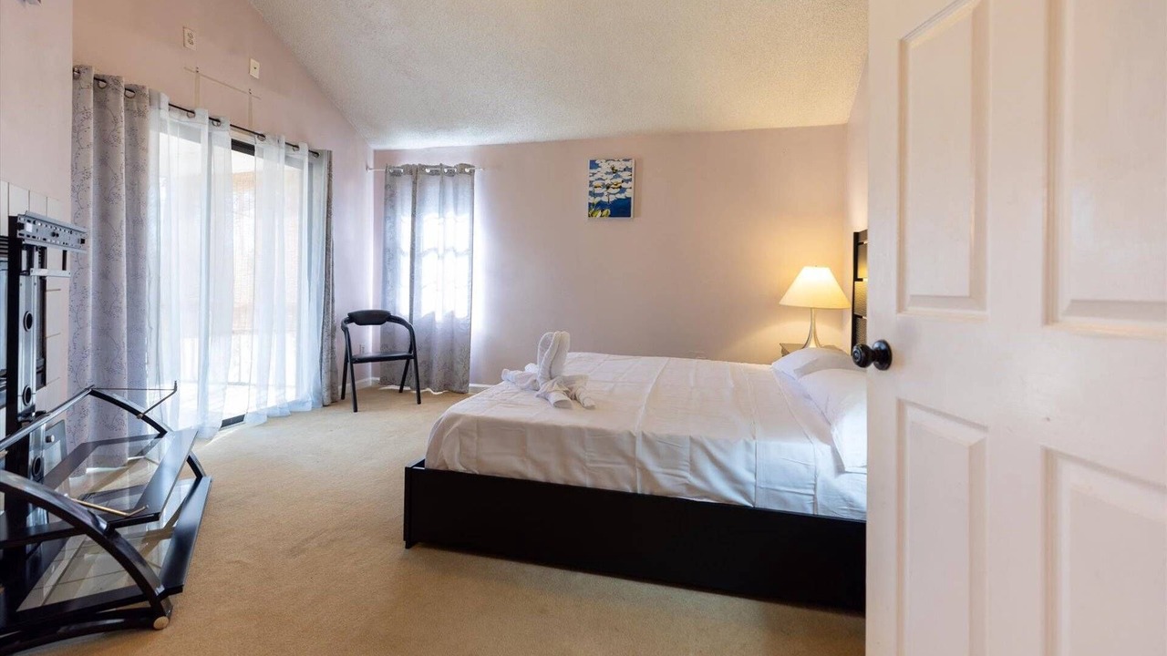 Photo of Bedroom in Snellville
