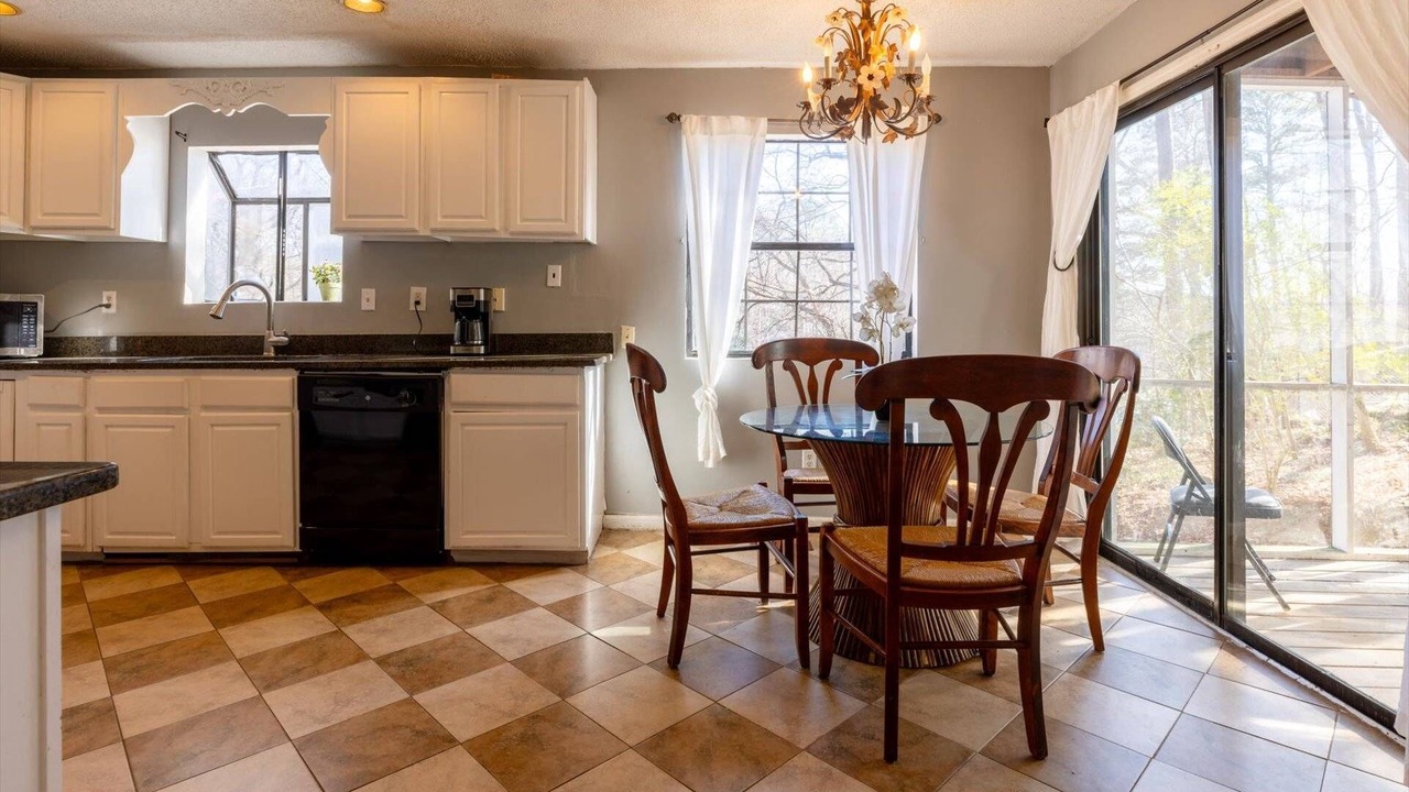 Photo of Kitchen in Snellville