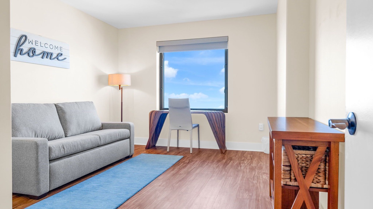 Photo of Livingroom in McCully - Moiliili