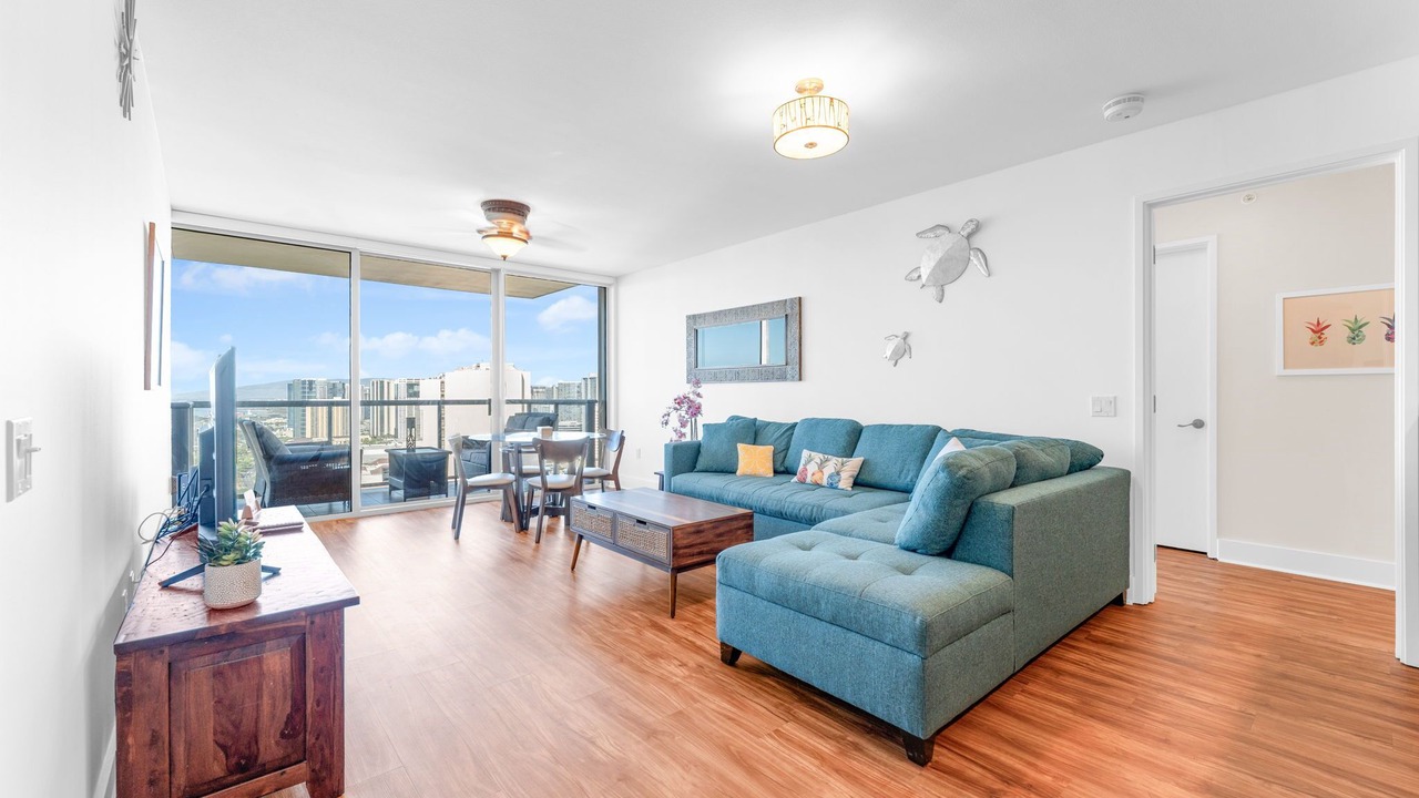 Photo of Livingroom in McCully - Moiliili