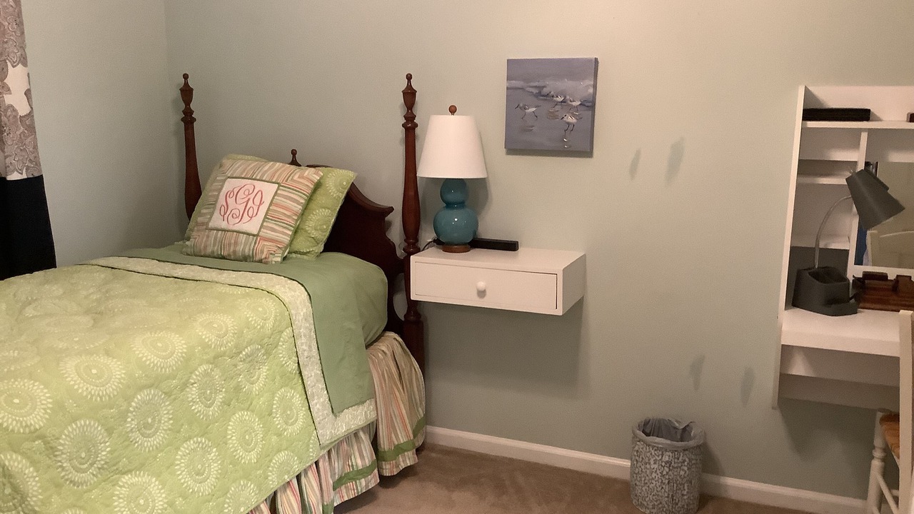 Photo of Bedroom in Summerville Historic District