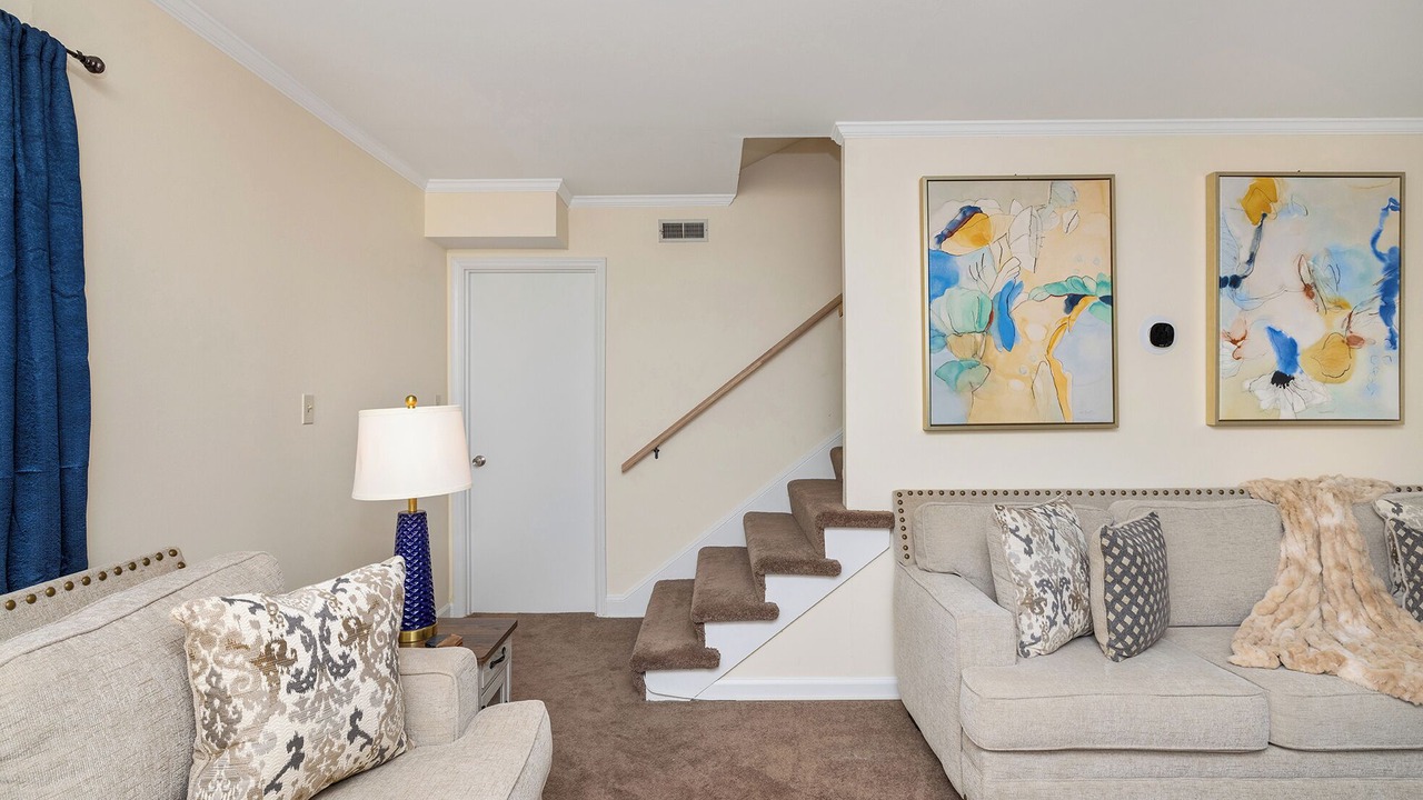 Photo of Livingroom in Ashbrook - Clawson Village