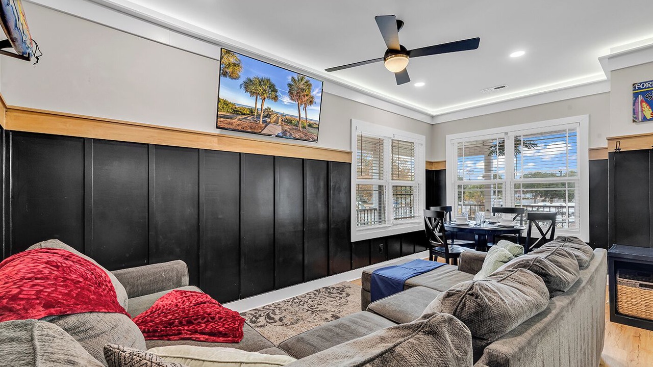 Photo of Livingroom in Surfside Beach