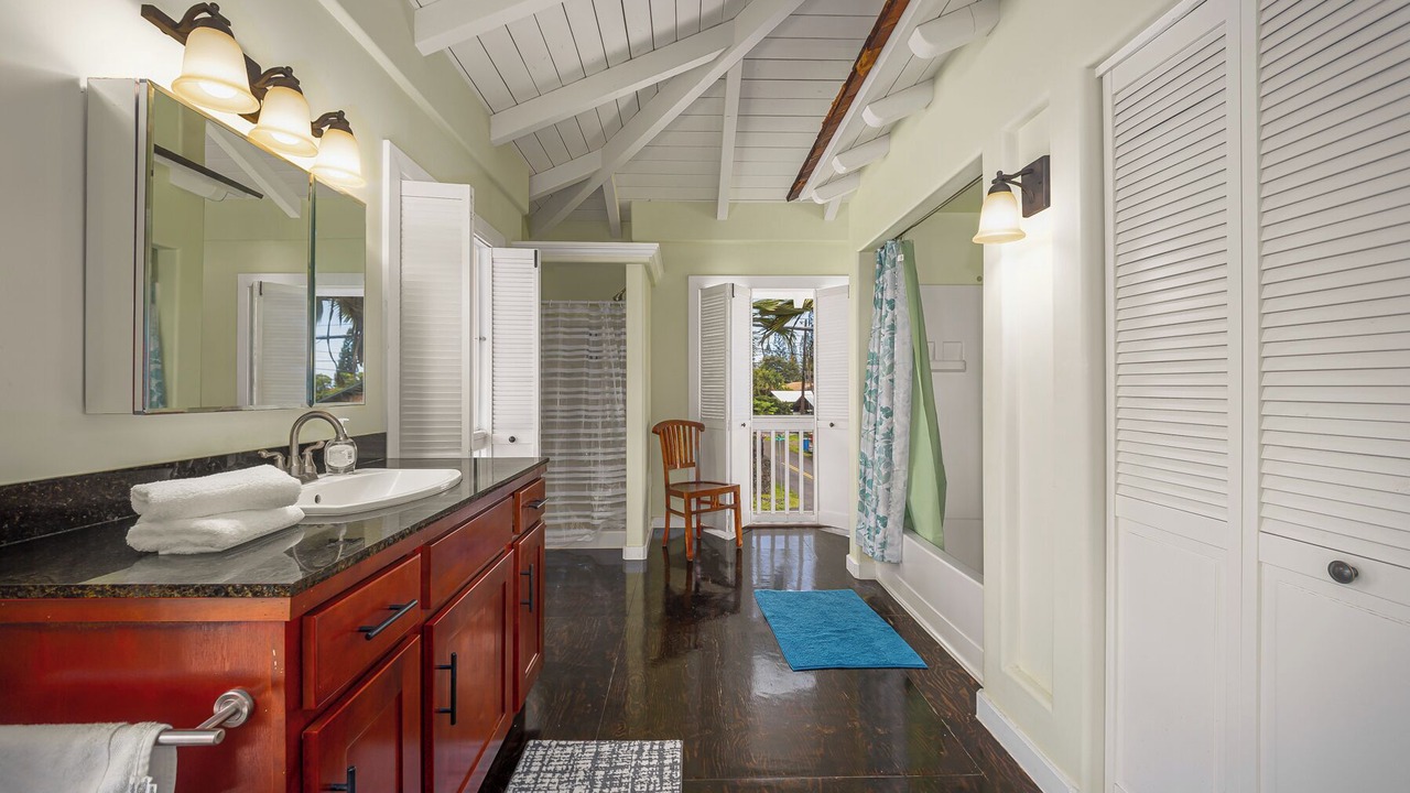 Photo of Bathroom in Historic Kailua Village