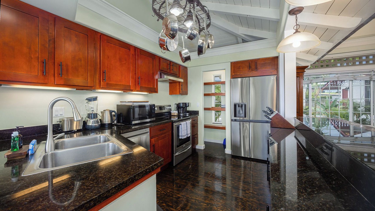 Photo of Kitchen in Historic Kailua Village