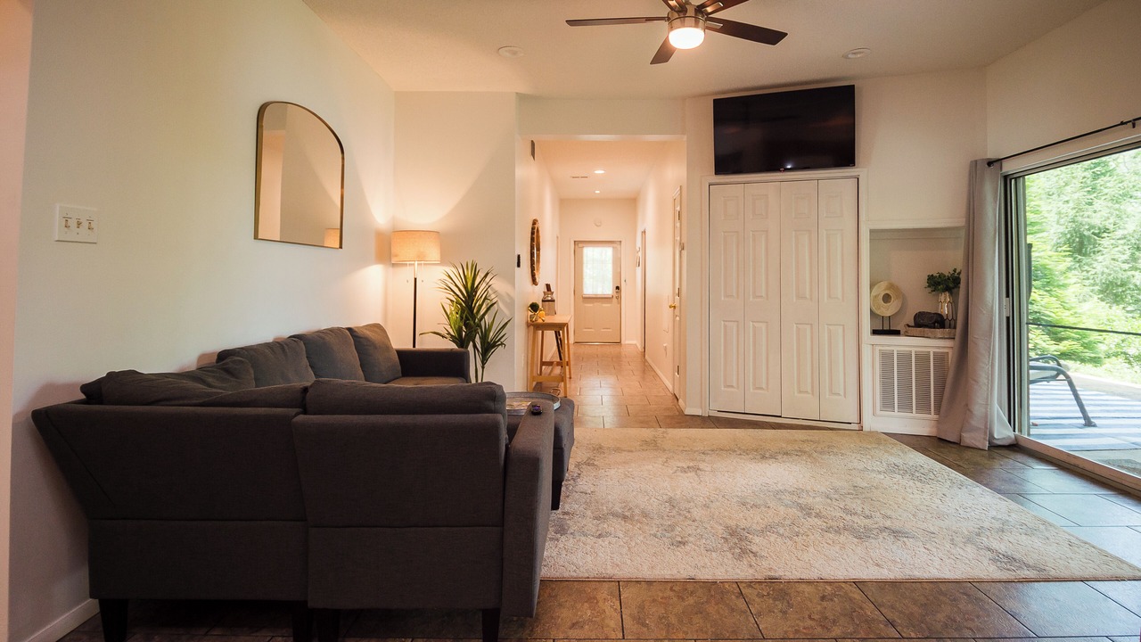Photo of Livingroom in Oconee County