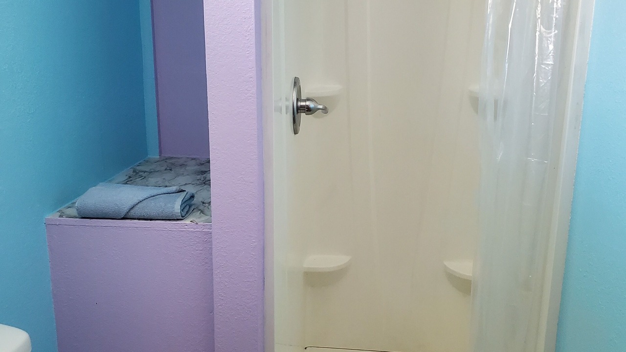 Photo of Bathroom in Wailuku