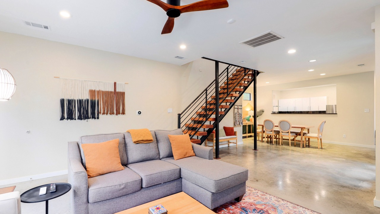 Photo of Bedroom in Blackshear-Prospect Hill