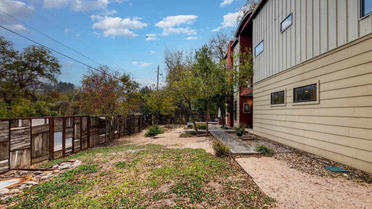 Photo of Outdoor in Blackshear-Prospect Hill