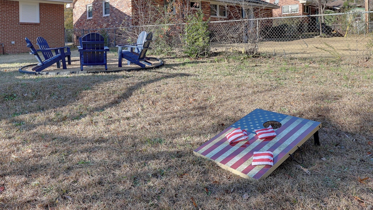 Photo of Others in Columbia