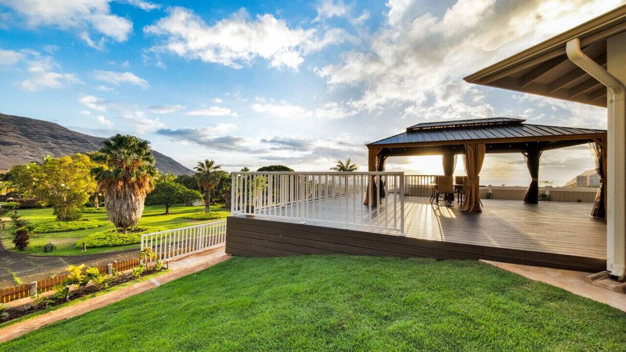 Photo of Patio Balcony in Makaha Valley