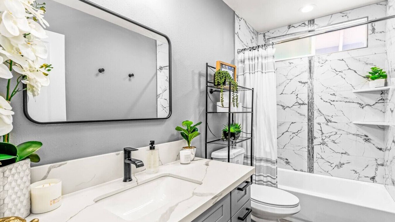 Photo of Bathroom in Keaau