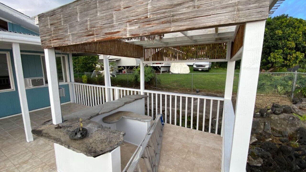 Photo of Patio Balcony in Kalaoa