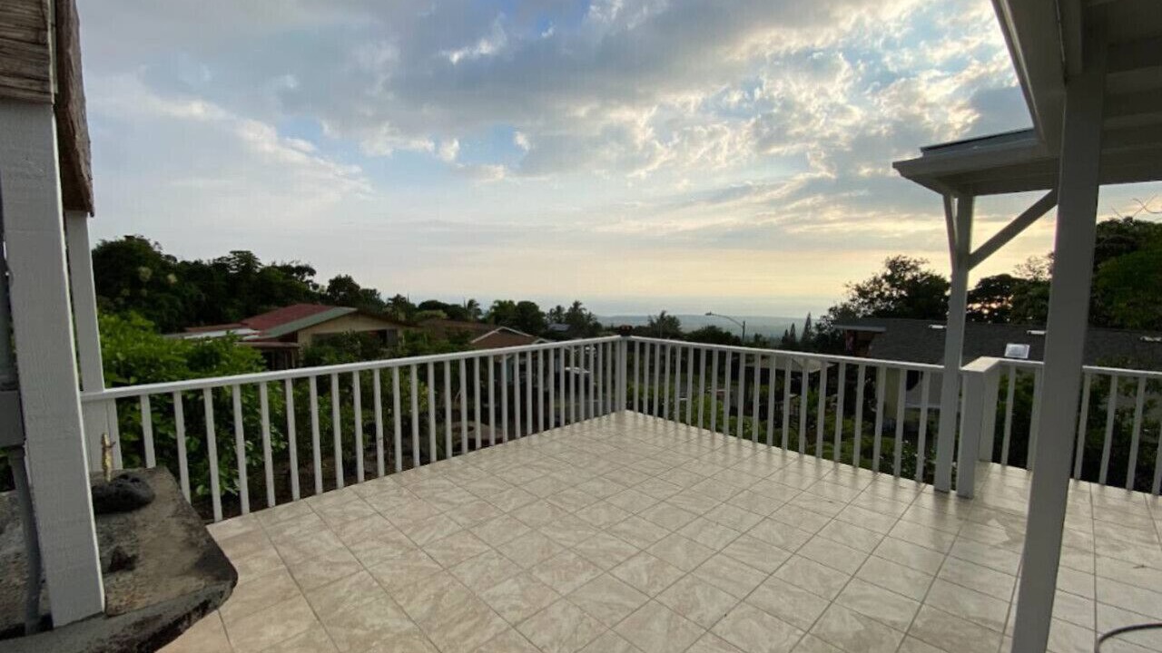 Photo of Patio Balcony in Kalaoa