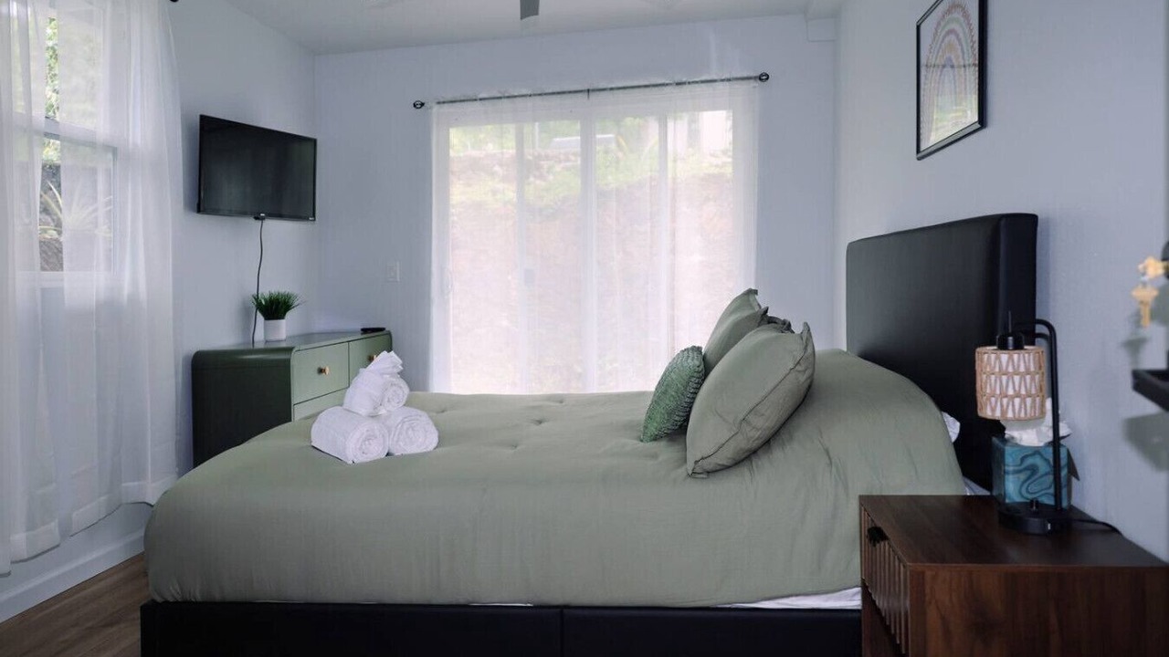 Photo of Bedroom in Kalaoa