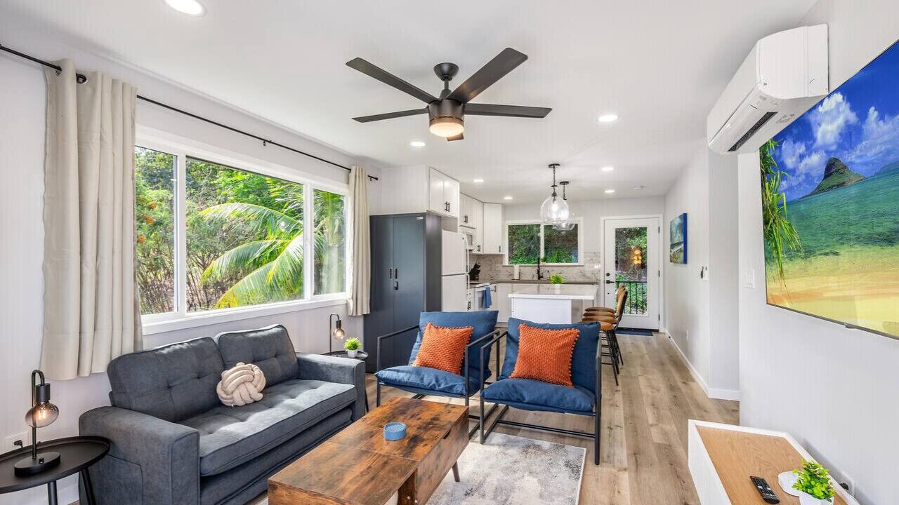 Photo of Livingroom in Mililani