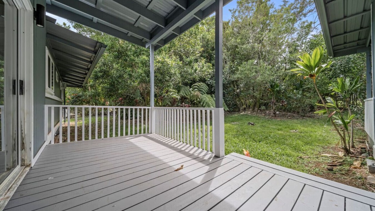 Photo of Patio Balcony in Hilo