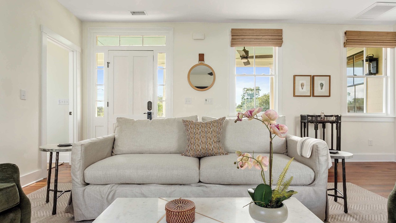 Photo of Bedroom in Downtown Charleston