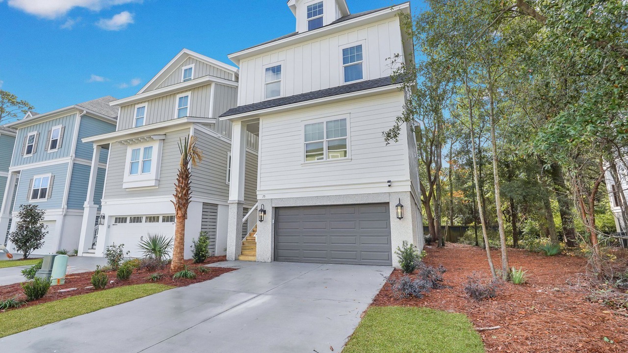 Photo of Outdoor in Folly Field