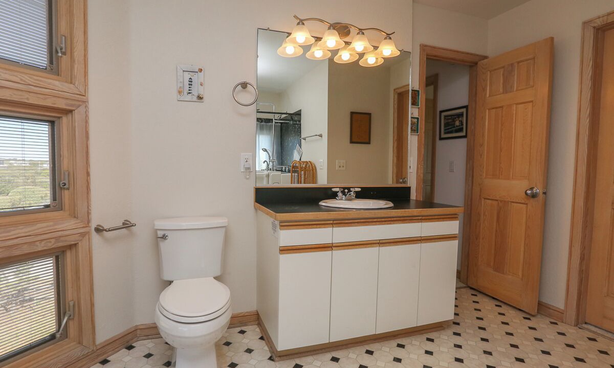 Photo of Bathroom in Southern Shores