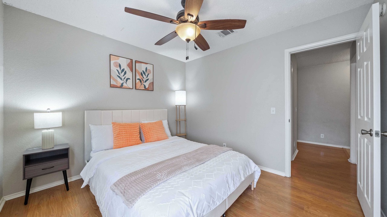 Photo of Bedroom in Cat Hollow