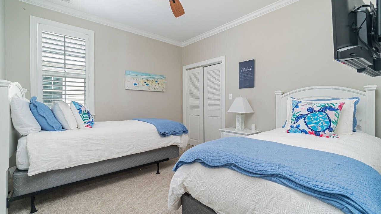 Photo of Bedroom in Atlantic Beach