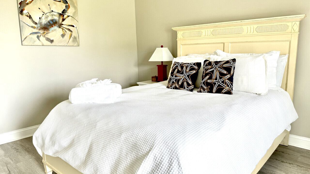 Photo of Bedroom in Atlantic Beach
