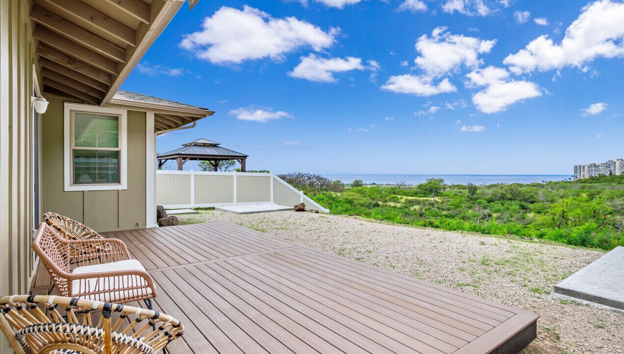 Photo of Patio Balcony in Makaha Valley