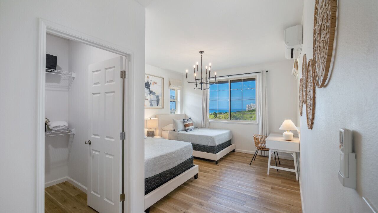 Photo of Bedroom in Makaha Valley