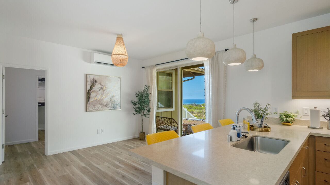 Photo of Kitchen in Makaha Valley