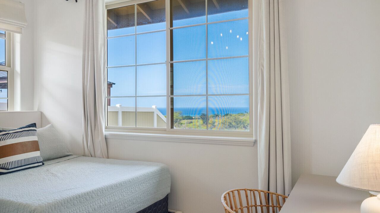 Photo of Bedroom in Makaha Valley