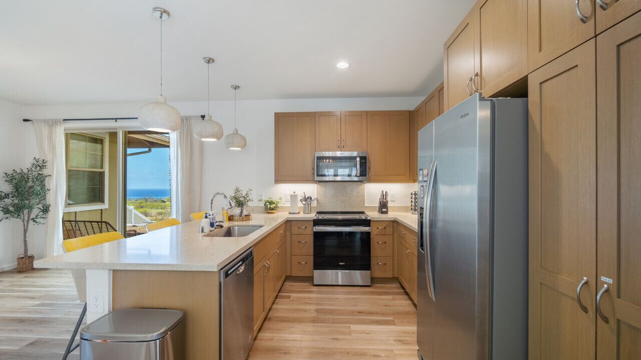 Photo of Kitchen in Makaha Valley