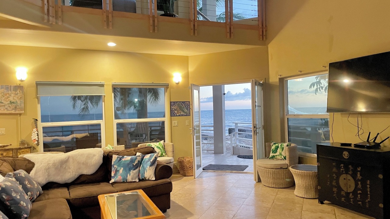 Photo of Livingroom in Ewa