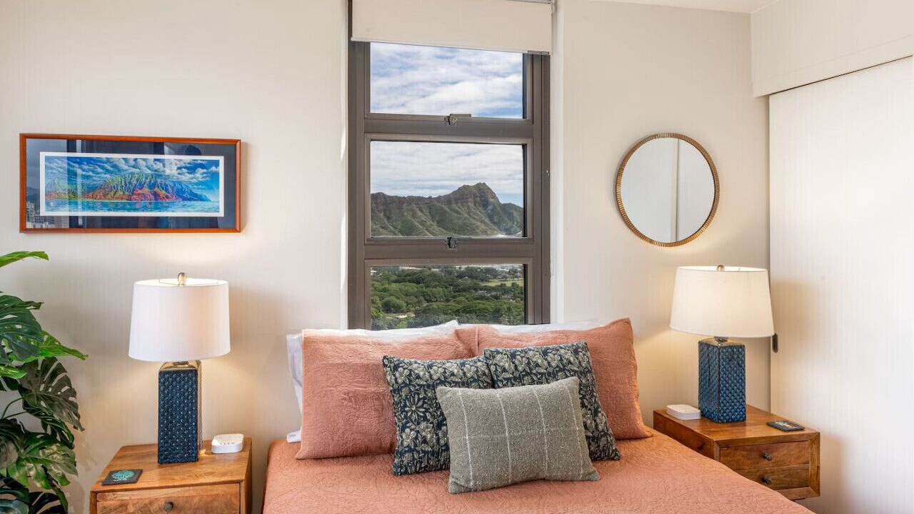 Photo of Bedroom in Waikiki
